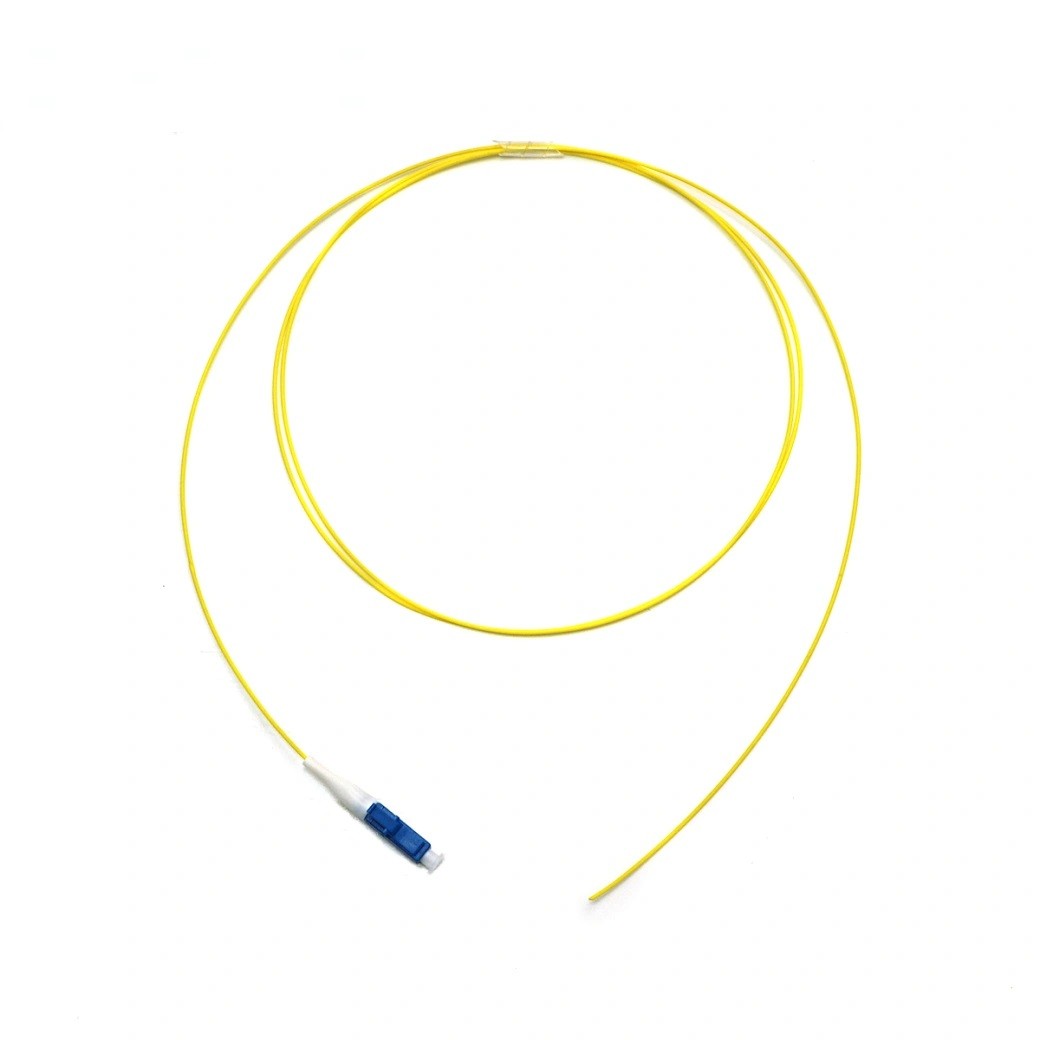 G652D G657A  Fiber Optic Pigtail Single Mode For FTTH Wide Area Networks